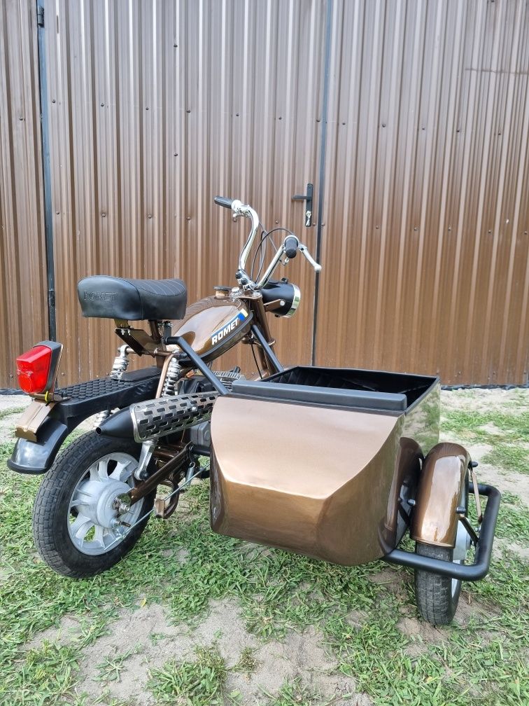 Motorynka M2 z koszem/przyczepką Romet pony