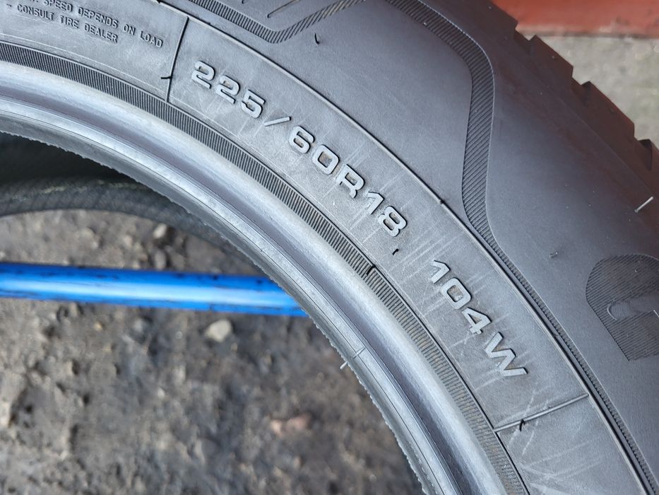 225/60/18 R18 GoodYear Vector4Seasons 2шт ціна за 1шт шини
