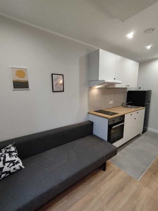 Do wynajęcia funkcjonalna kawalerka, Skarbnika 21, BRAK PROWIZJI