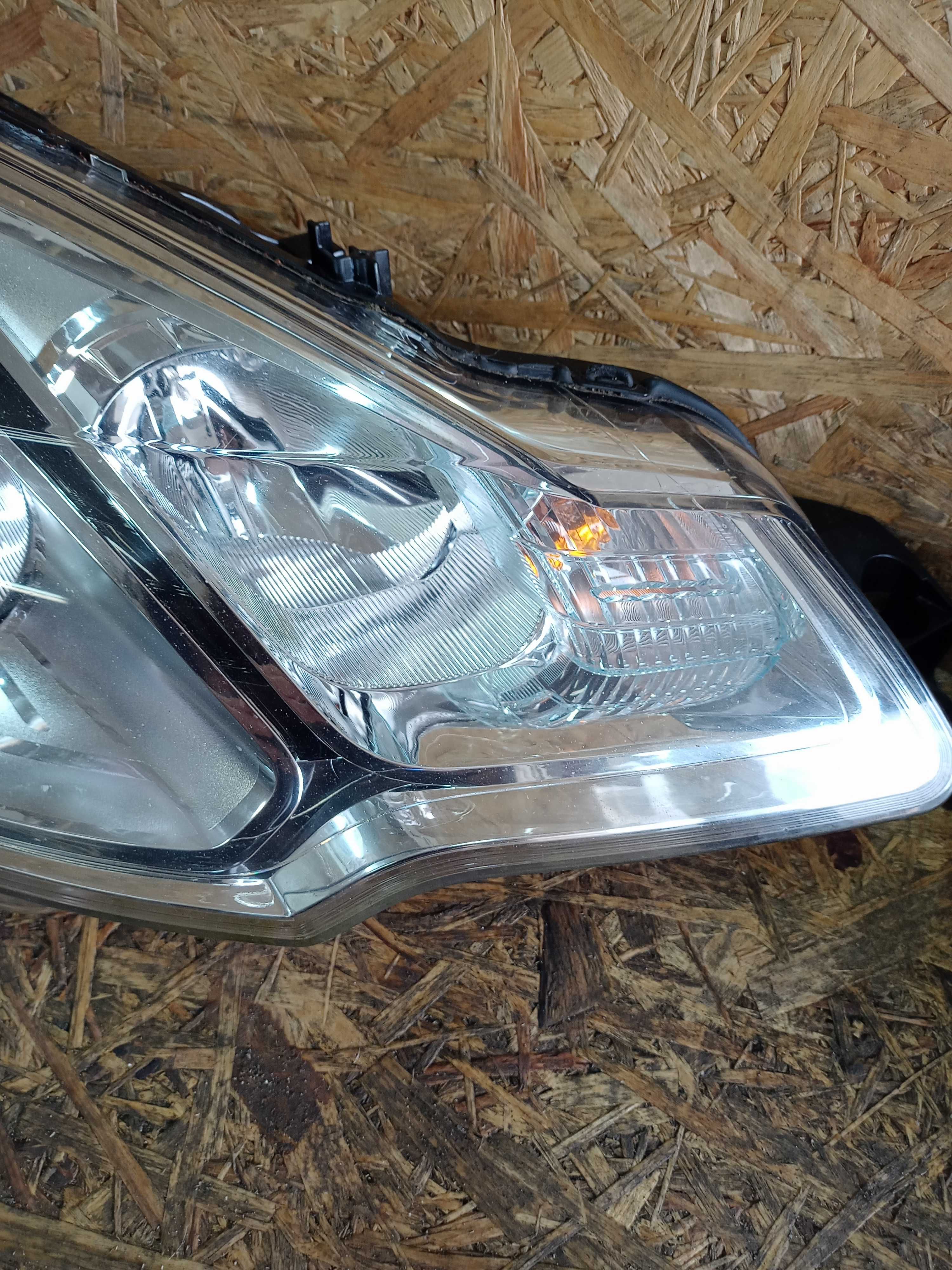 Citroen C3 DS3 2 II lampa przód przednia prawa lewa oryginał Anglik