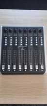 Behringer X-Touch Extender Kontroler MIDI
