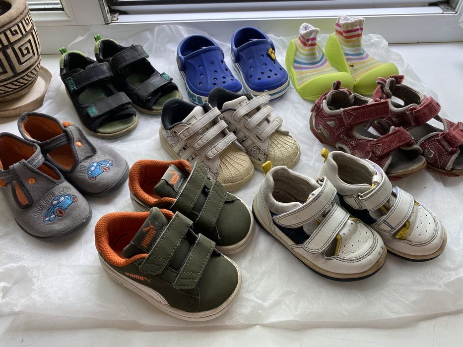 Дитяче взуття ,зимова та всі сезони