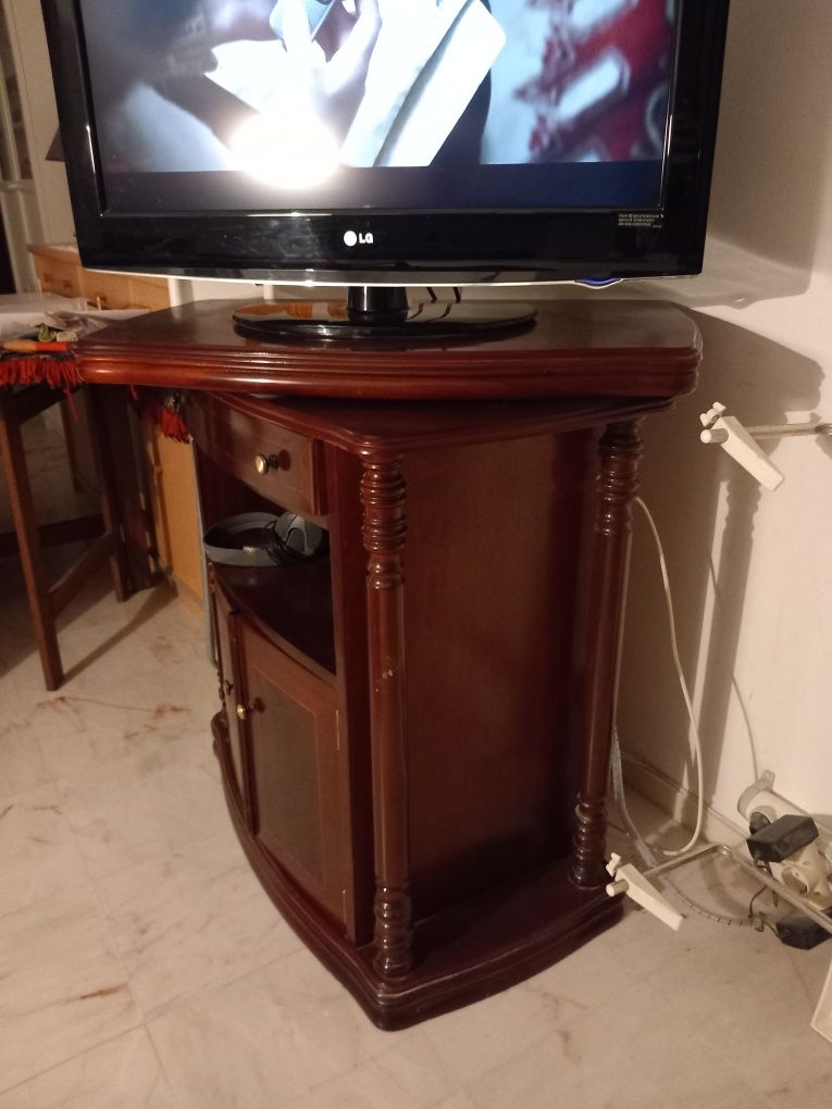 Movel para televisão  com bar
