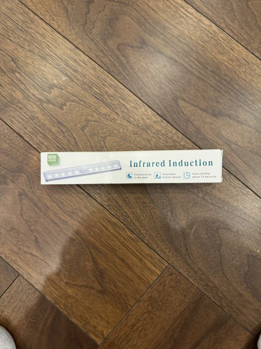 Лампа на датчике движения