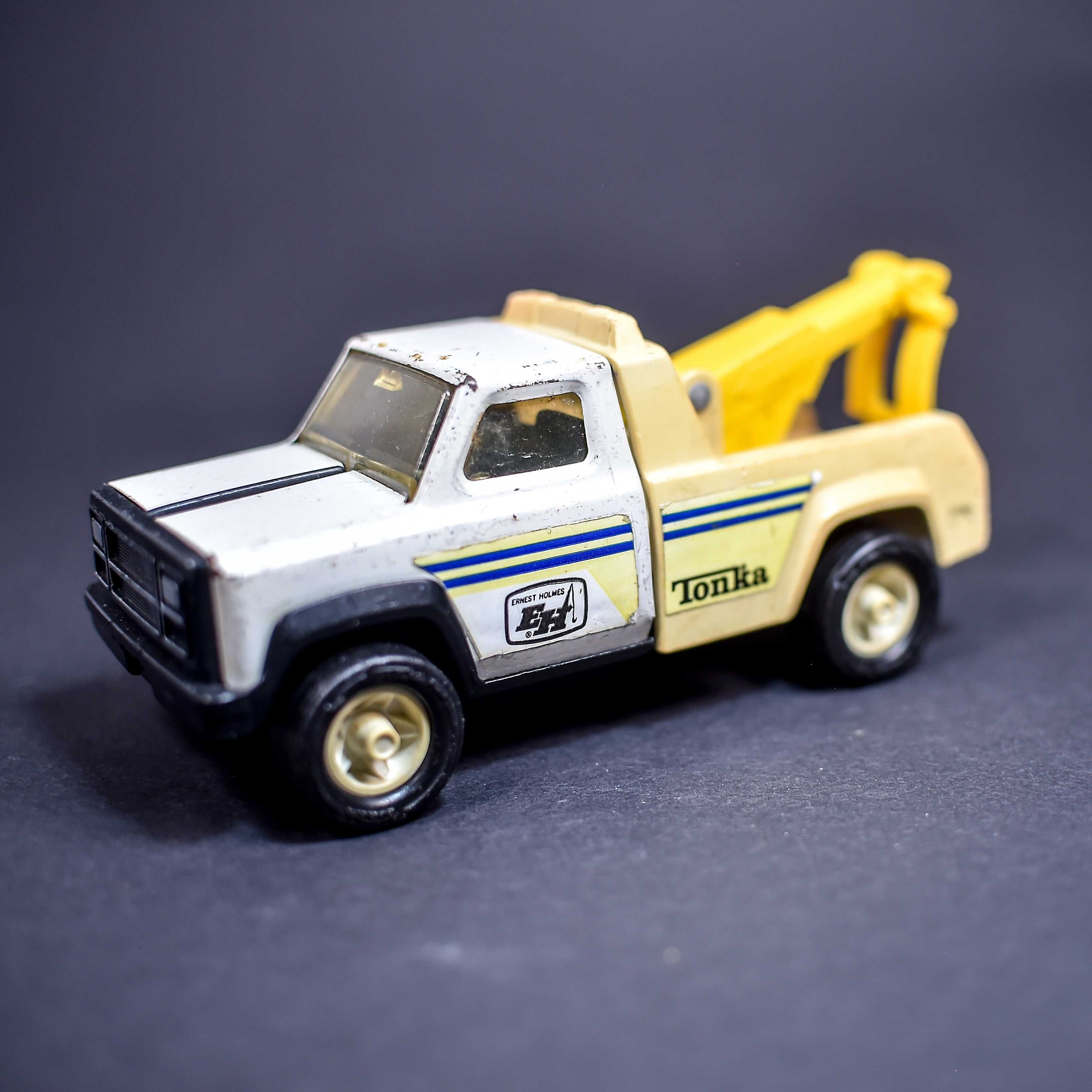 Samochodzik # Vintage 1980's TONKA "ERNEST HOLMES"