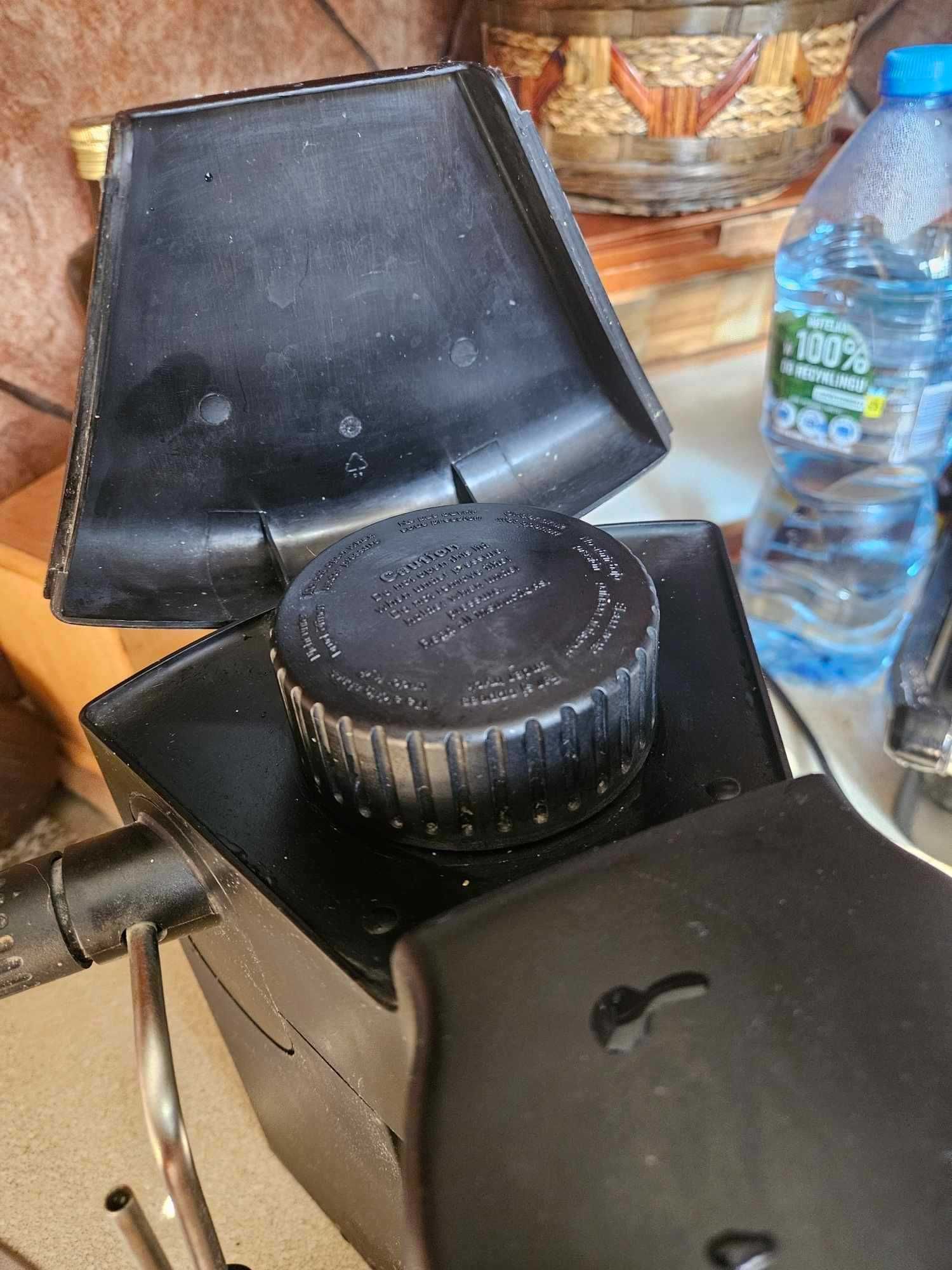 Ekspres do kawy ciśnieniowy, kolbowy KRUPS