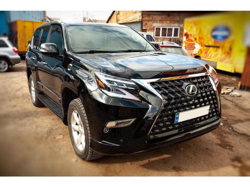 Lexus GX460 2013-2018 Комплект рестайлингу  в 2021 рік решітка та фари