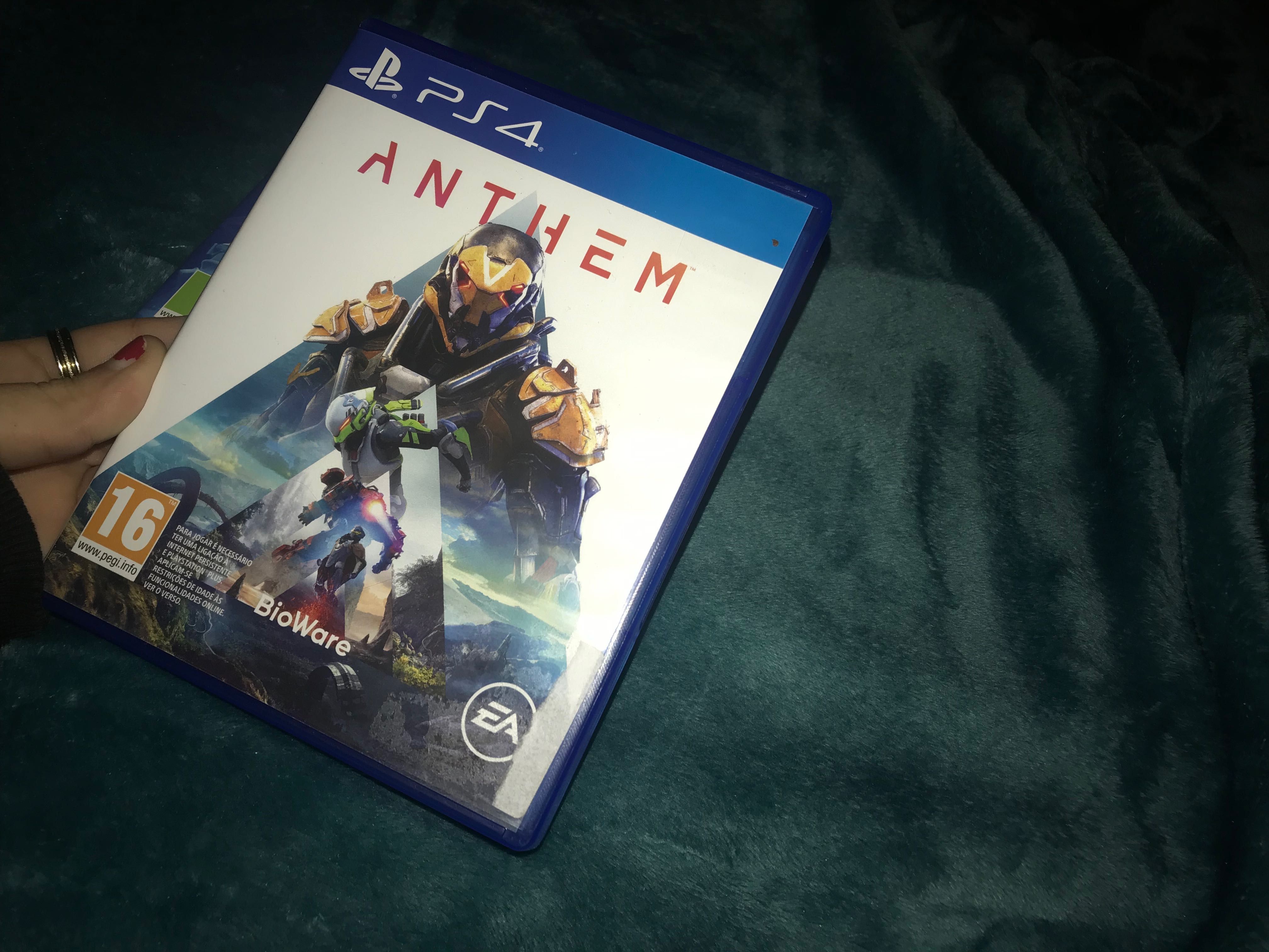 Jogos da play 4 com muito pouco uso