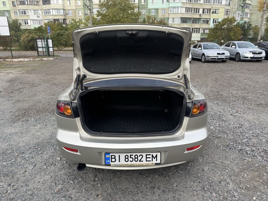 Продам Mazda 3 автомат гбо