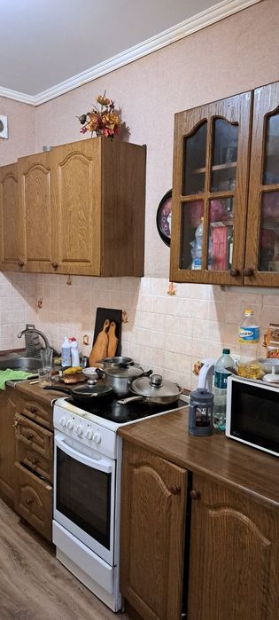 ЖК Радужный Продам 1 ком кв-ру с лоджией из кухни.Таирова