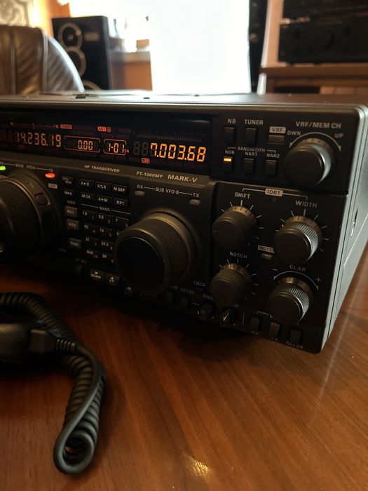 Yaesu ft 1000 mark 5