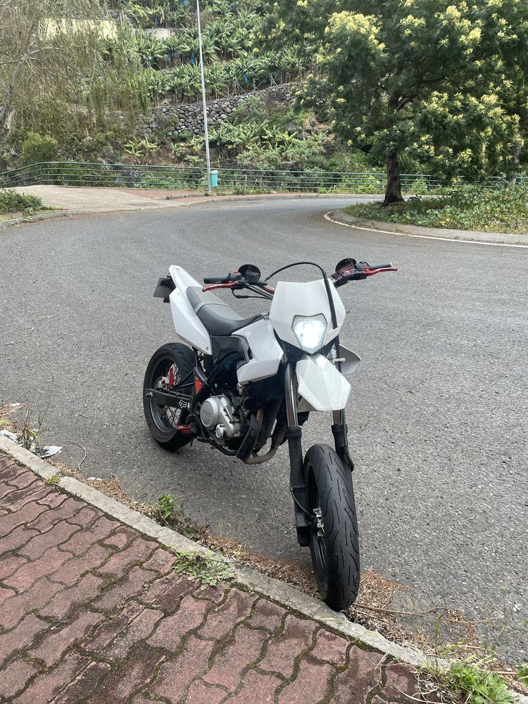 Yamaha wr125x 2015 supermoto