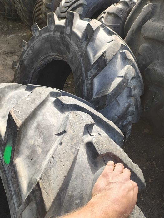 Opony przemysłowe 18-19.5 Dunlop Stabilarge Mecalac Merlo Manitou