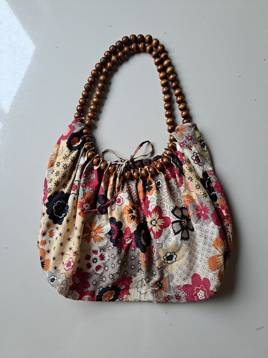 Mala de ombro floral com alças de madeira - KUCH