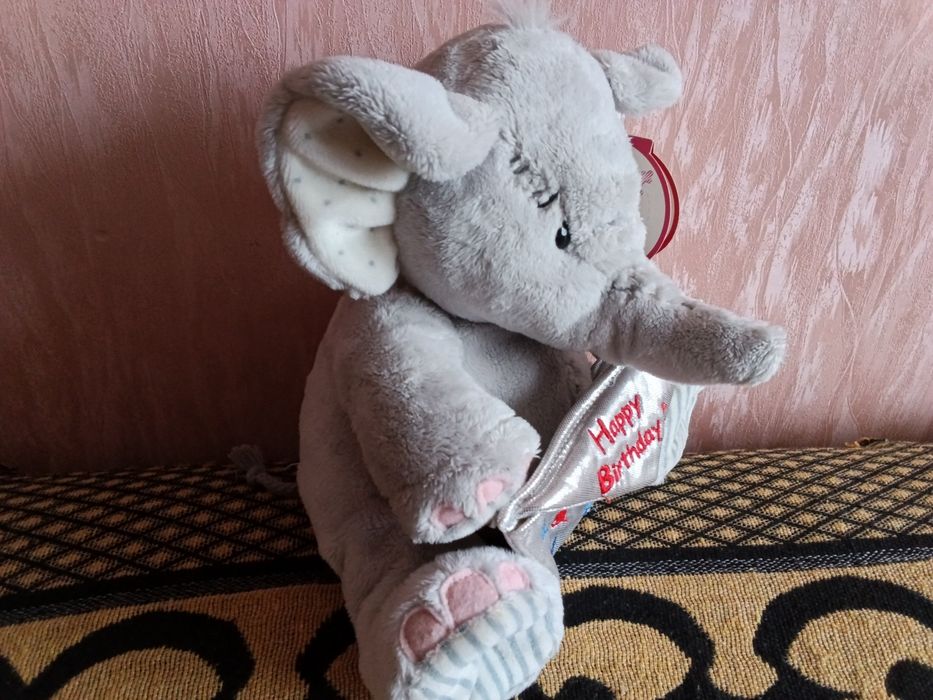 Продам слоненя та ведмед. Тедді