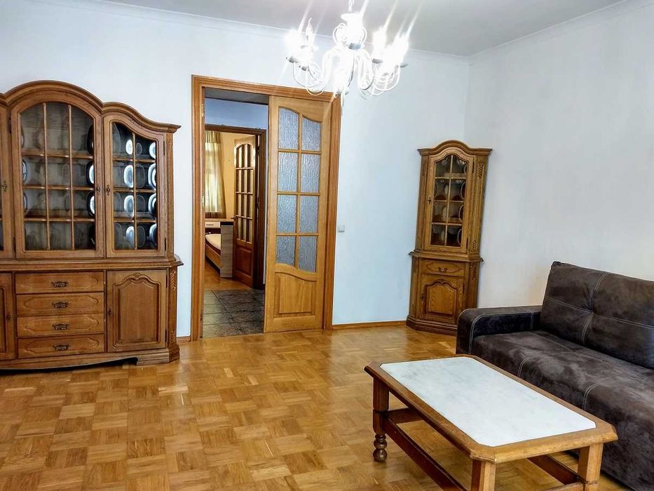 Оренда 3-кімнатної квартири Золоті Ворота Хрещатик Прорізна 10