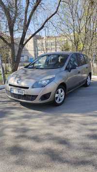 Renault Grand scenic 7 місць