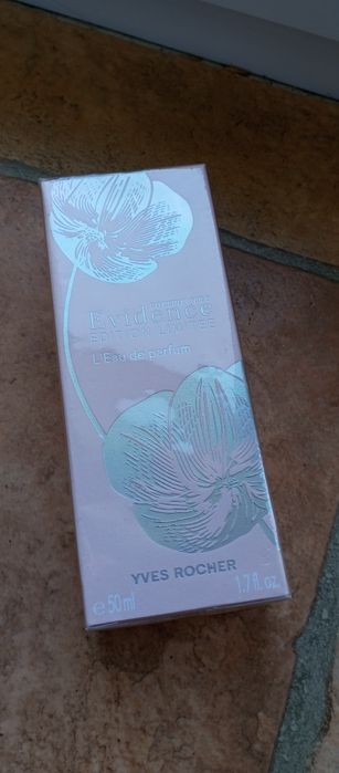 Yves Rocher UNIKAT comme une Evidence edition limitee 50ml EDP