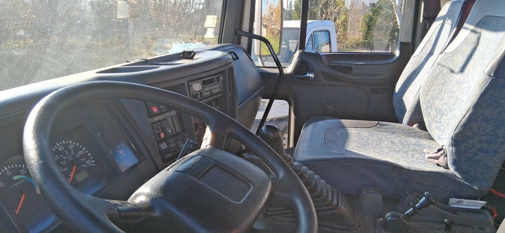 Volvo FL6 z HDS FASSI80