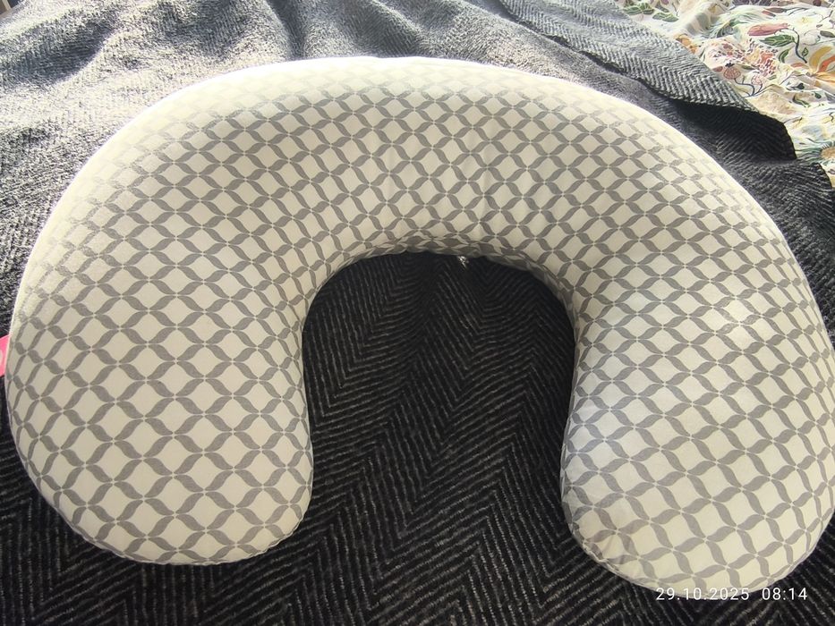 Poduszka do karmienia motherhood