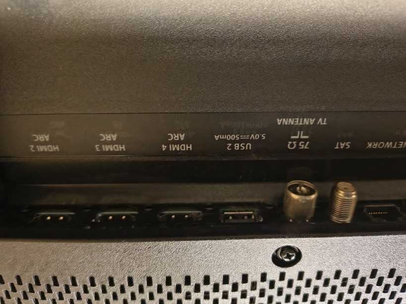 tv PHILIPS 58PUS8532 android tv smart dvbt  wi-fi ambilight z wadą 58"