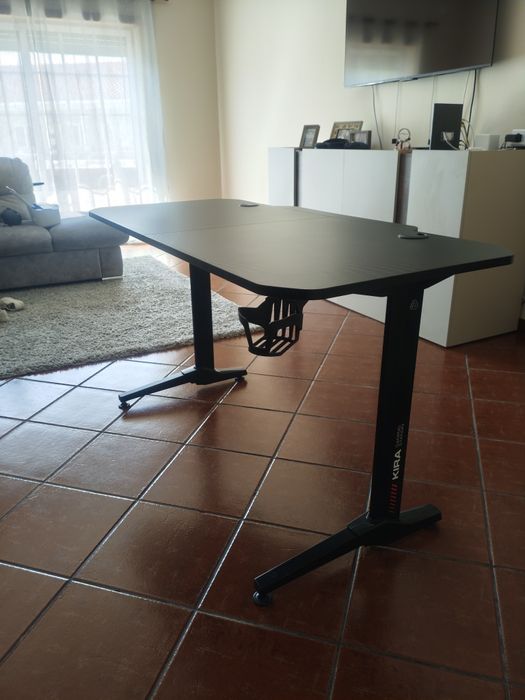 Secretária Gaming Alpha Gamer Kira