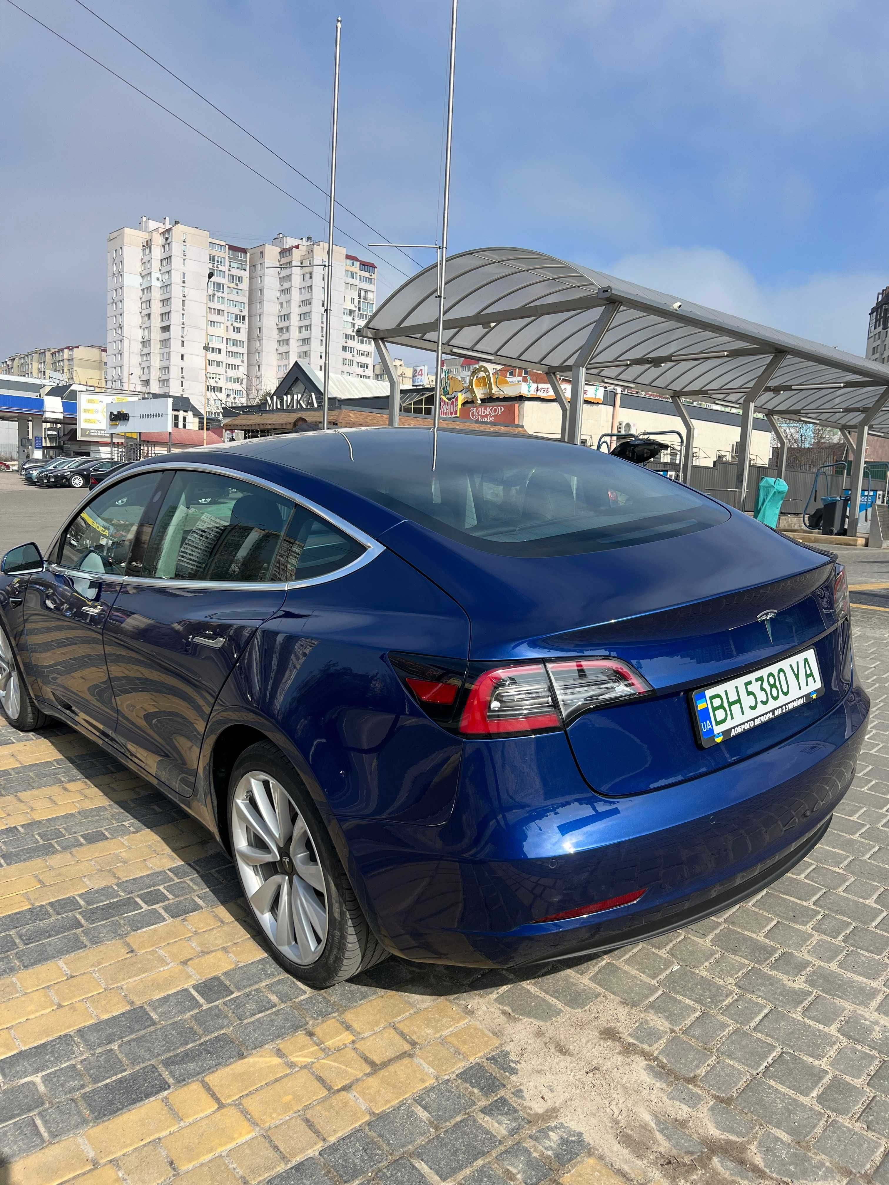 Сдам в долгосрочную АРЕНДУ автомобиль TESLA Model 3