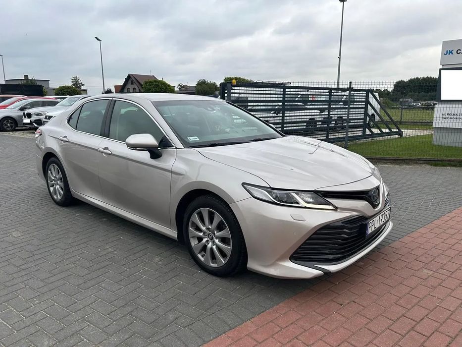 Toyota Camry /Salon Polska / 2019r/ 2.5benz+ Hybryda -- 218KM/ 82 tys km