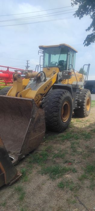 Фронтальний навантажувач HK-530