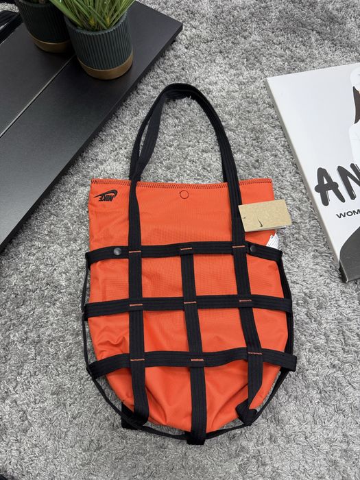 Жіноча Двостороння сумка Nike