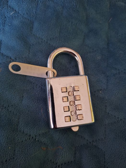 Kłódka na szyfr chrom
