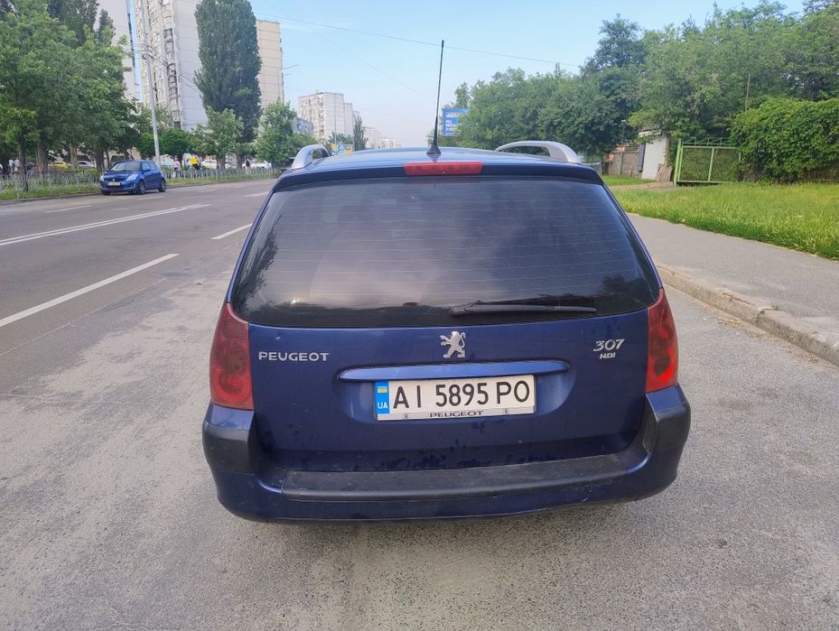 На уверенном ходу! Возможен обмен с доплатой в оби стороны!