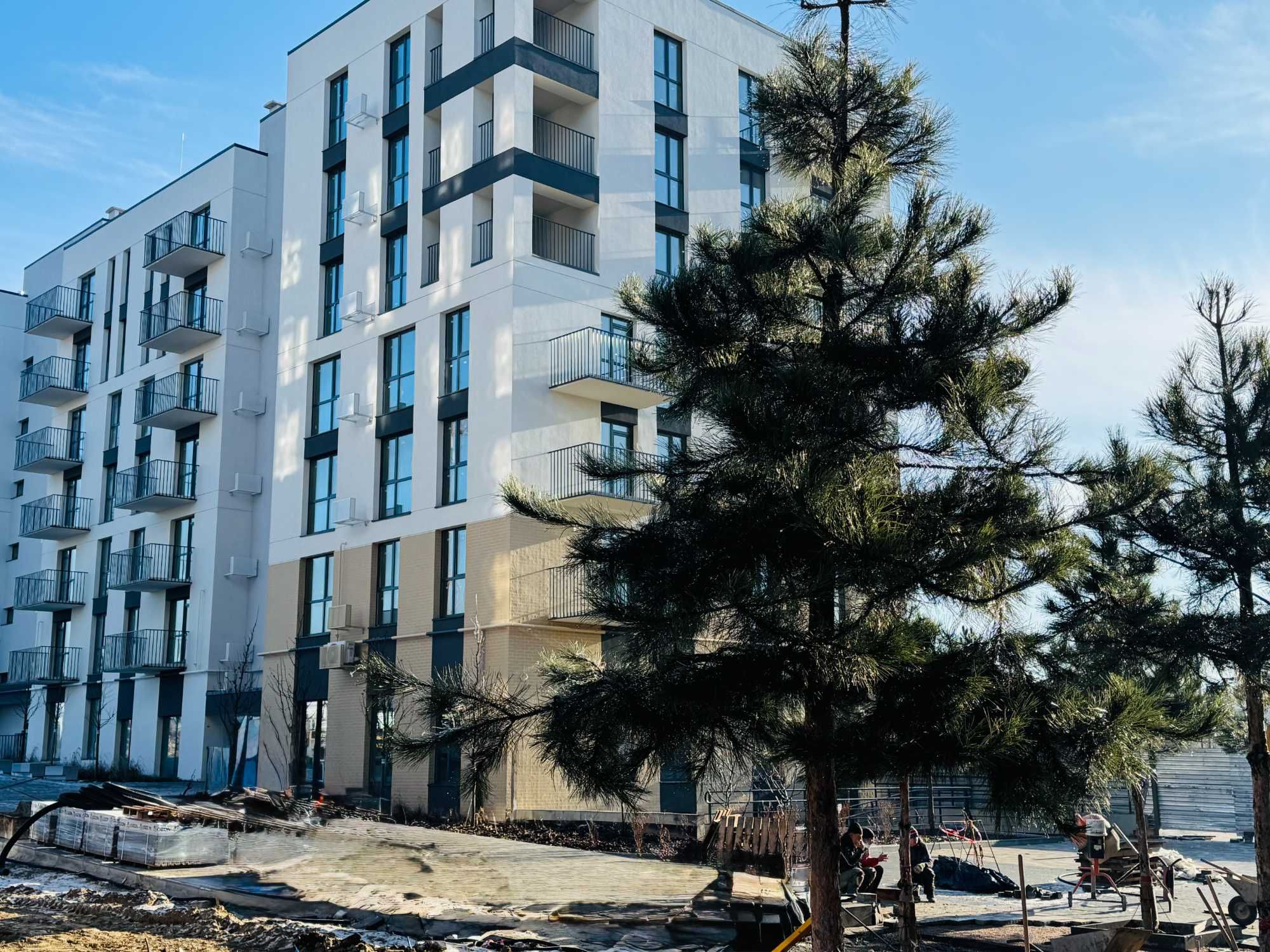Продаж 1-кімнатної квартири 41кв.(Єоселя) м.Пустомити (9км.від Львова)