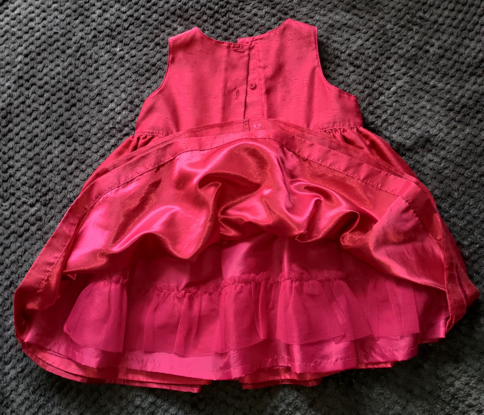 Wizytowa sukienka dla dziewczynki roz. 82