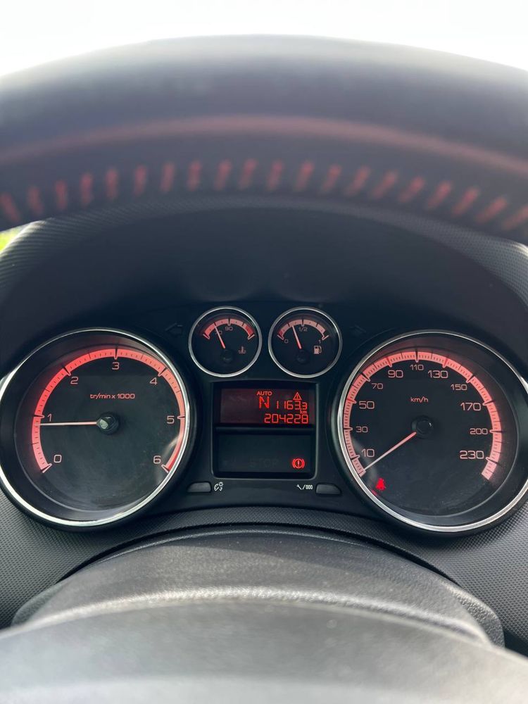 Peugeot 308 | 2012 | 1,6 дизель