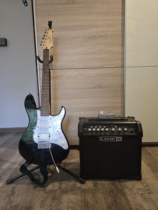 Gitara elektryczna Yamaha Pacifica + wzmacniacz Line 6 Spider IV