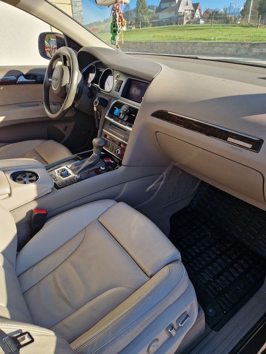 Sprzedam audi Q7 przebieg 32 tys unikat