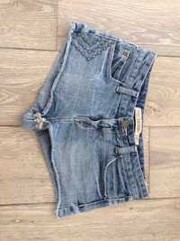 Jeansowe szorty zara xs/34 z dżetami