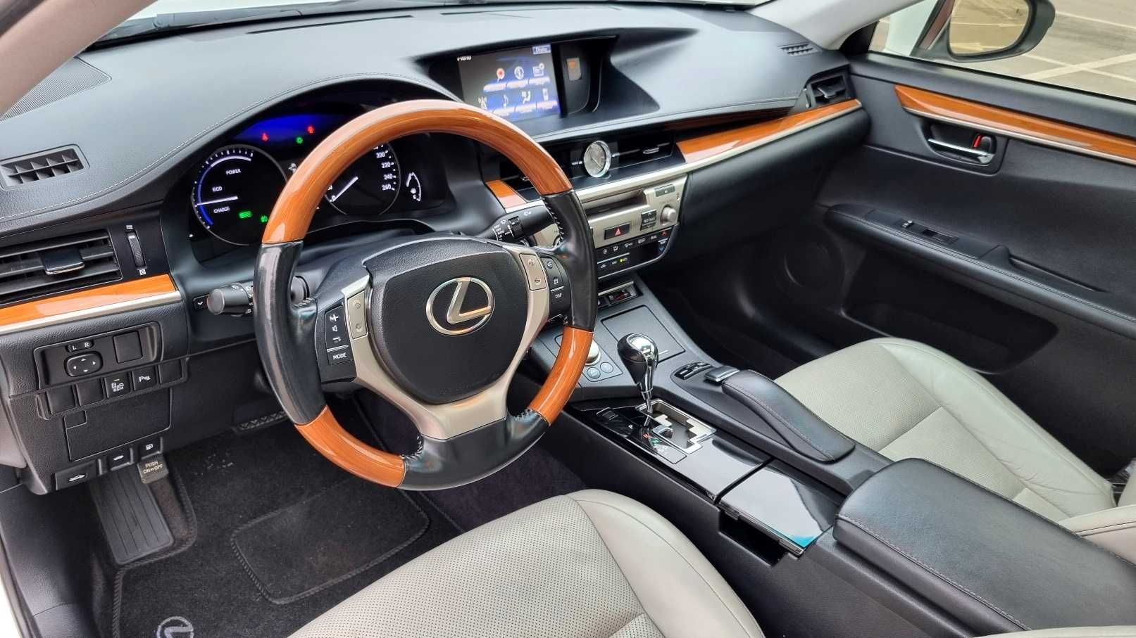 Lexus ES300H Hybrid