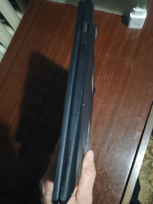 ноутбук asus e410ma,4gb озу.celeron 4020.