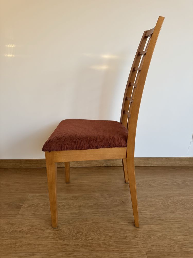 Krzesło drewniane firmy Paged, 3 szt.