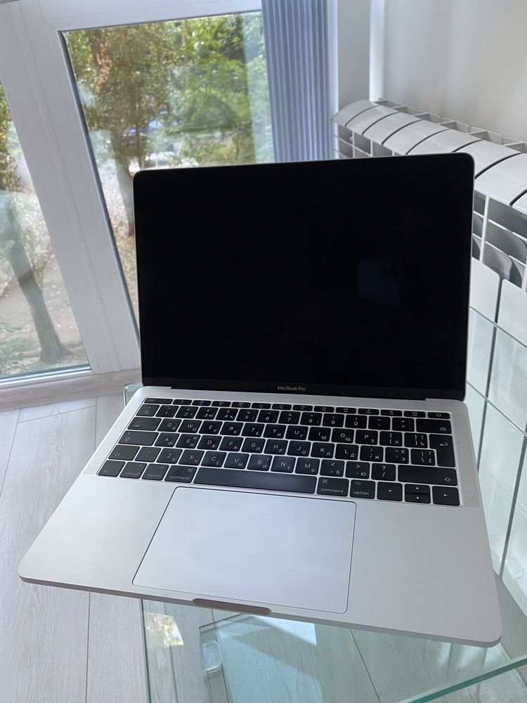 MacBook Pro 13, 2018г