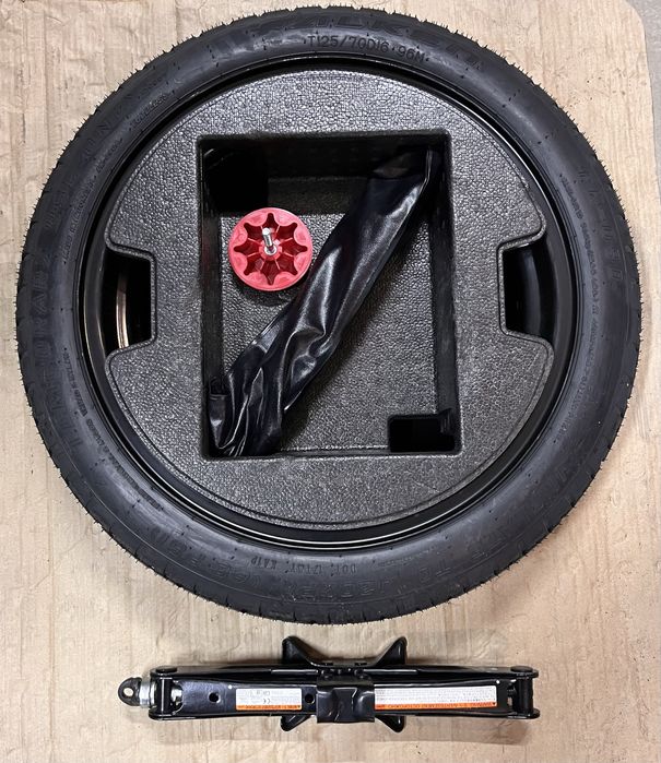 Докатка запаска запасне колесо Toyota Yaris r16 125/70 5*100 Lexus CT