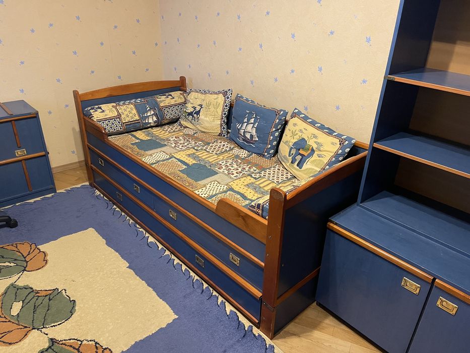 Комплект дитячих меблів VOX