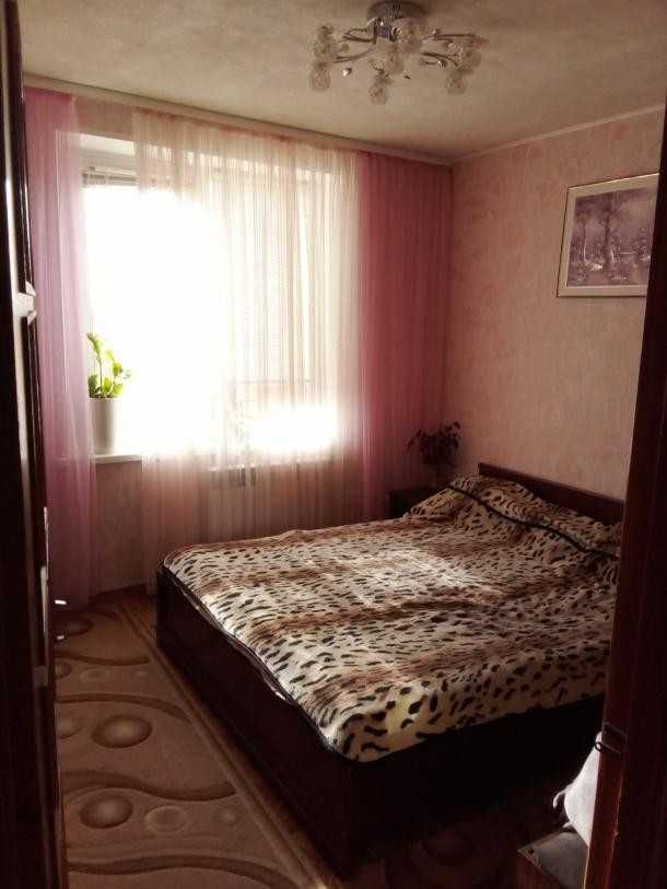 Продам 2 кімнатну квартиру метро Студентська Терміново!