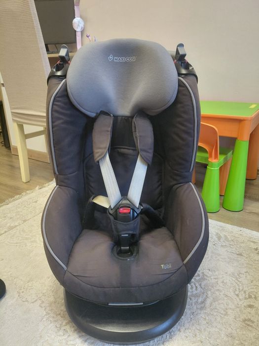 Автокрісло  Tobi