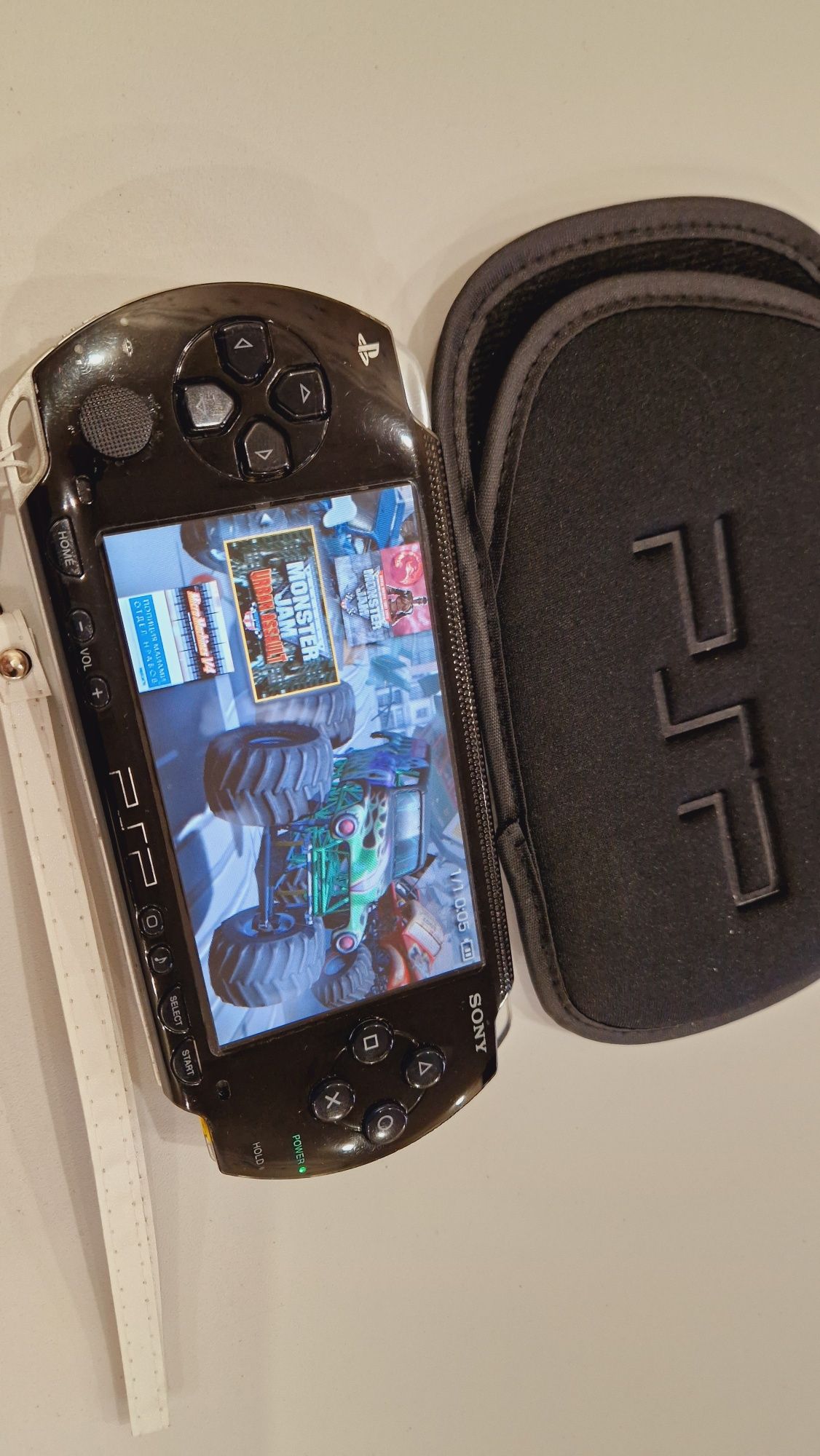 PSP Sony 64гиг 120игр+ чехол!