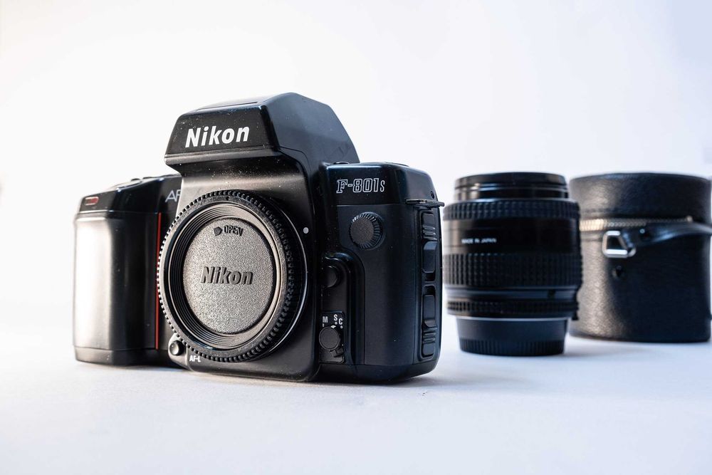 [BDB STAN] aparat analog NIKON F-801s Auto Focus lustrzanka zoom 35-70