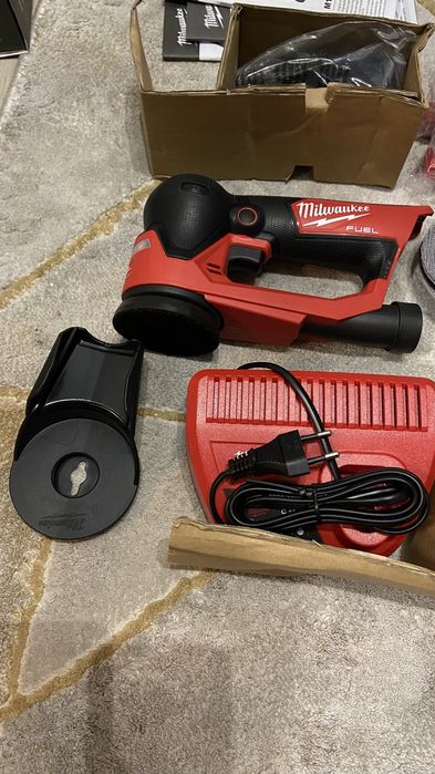 Milwaukee szlifierka  75MM zestaw M12 FSDR75