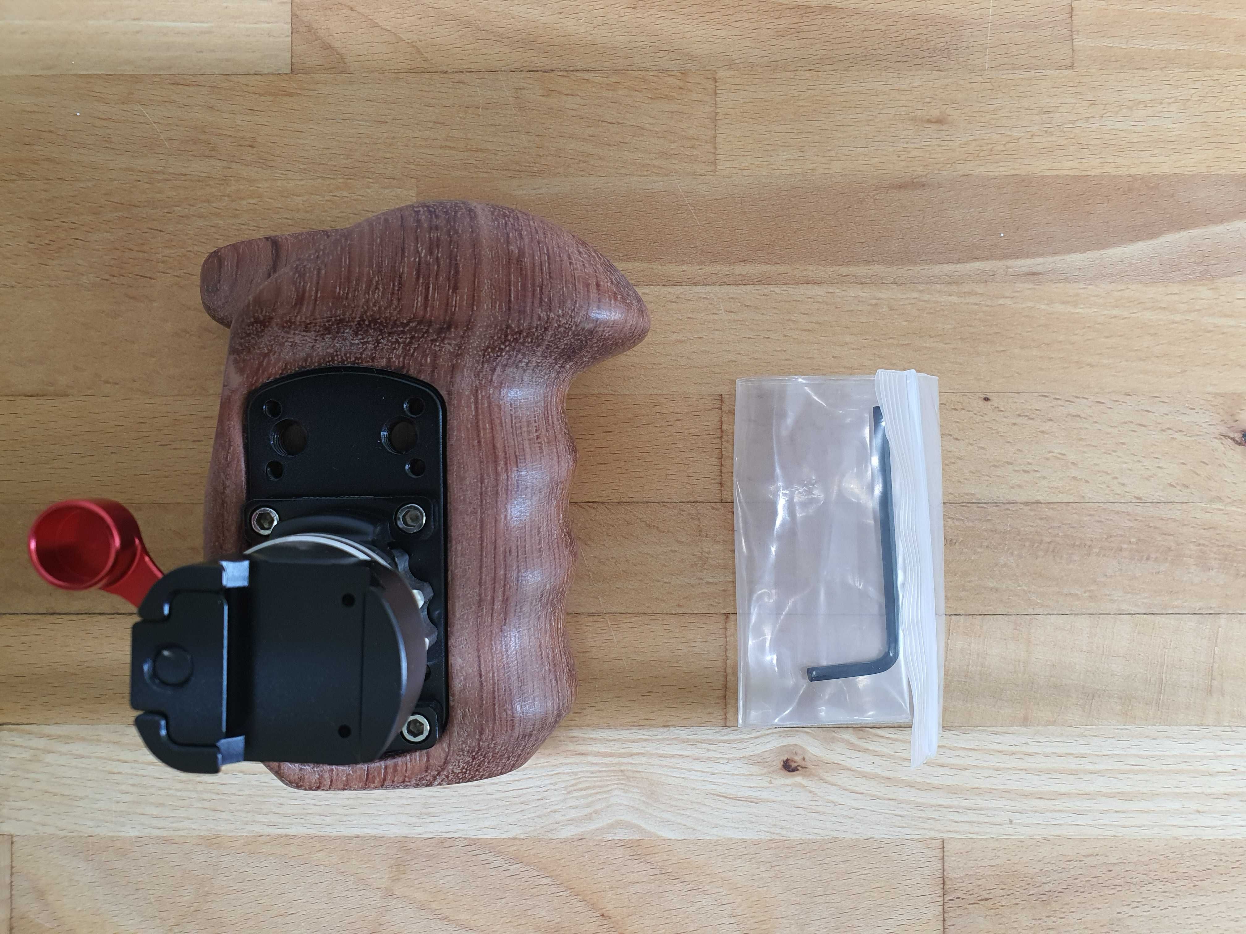 SmallRig 2118C stabilizator ręczny lewy - drewniany uchwyt boczny NATO